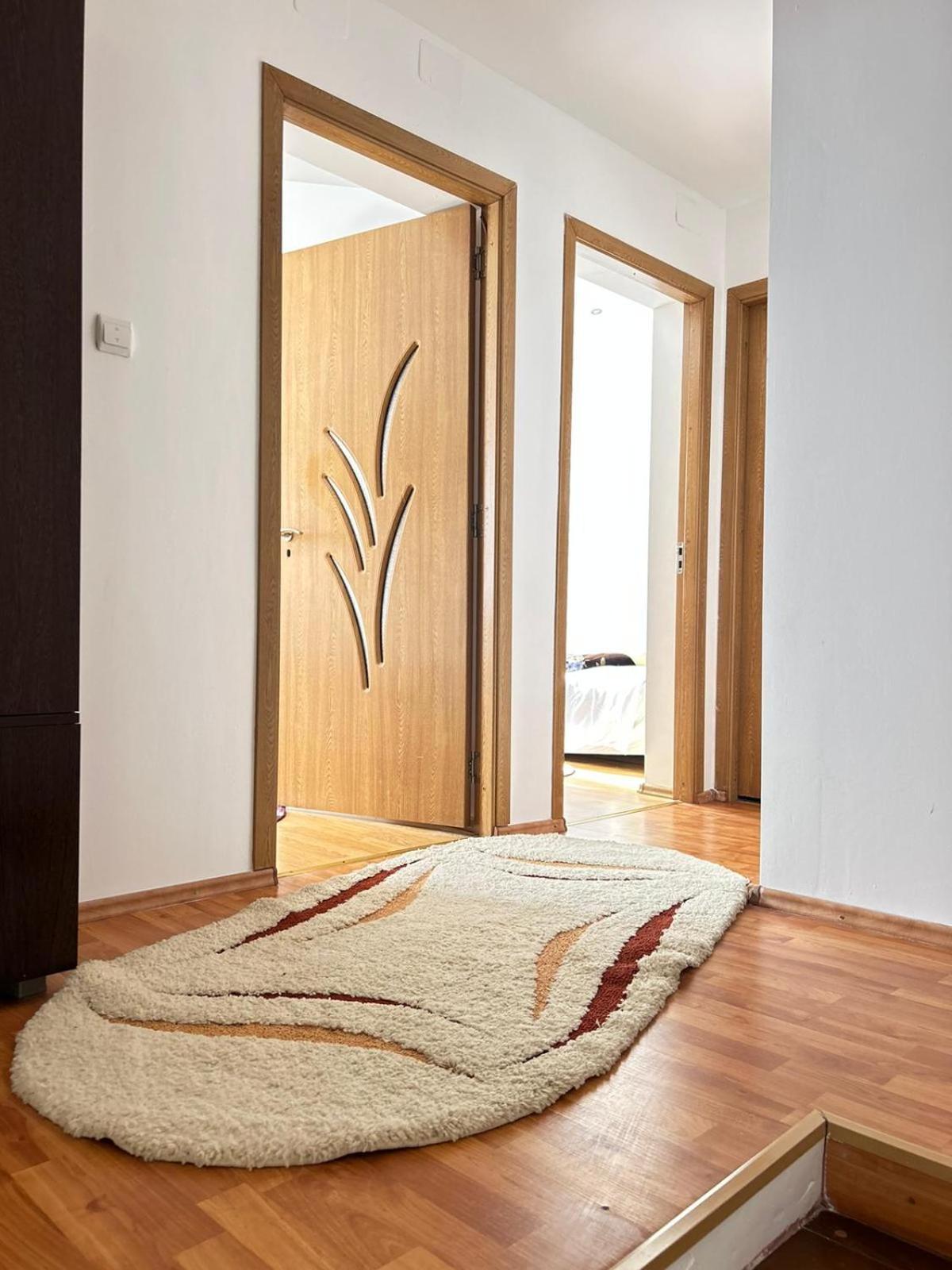 Special Apartment Nadeva Suceava Luaran gambar