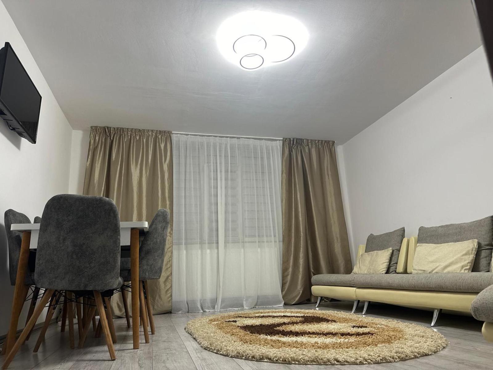 Special Apartment Nadeva Suceava Luaran gambar
